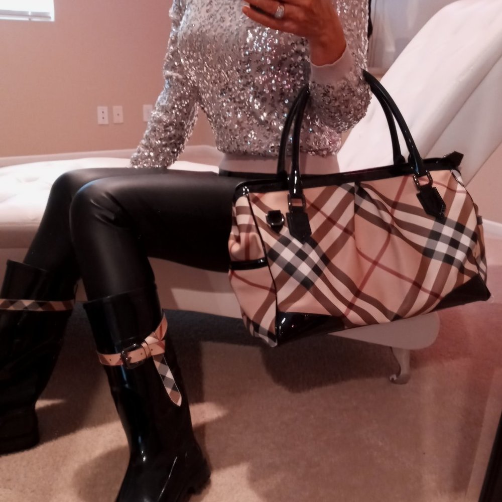 Burberry Nova Check Handbag